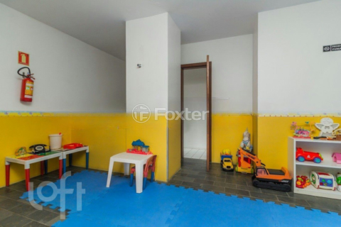 Image 31 - 308340