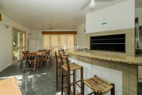 Image 34 - 308340