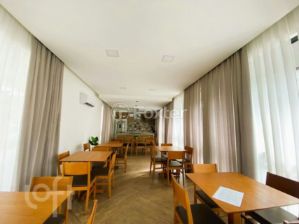 Image 21 - 308355