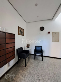 Image 28 - 309005
