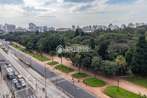 Image 43 - 309055