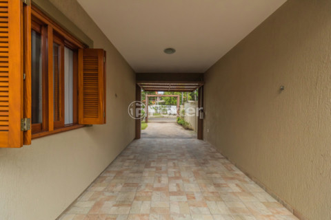 Image 32 - 310124