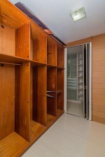 Image 30 - 310657