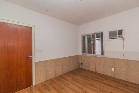 Image 36 - 310657
