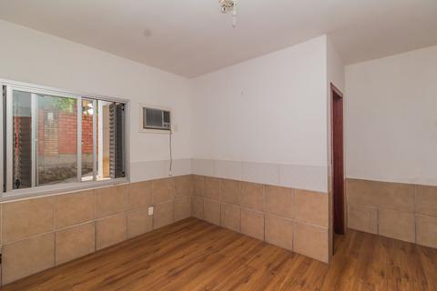 Image 37 - 310657