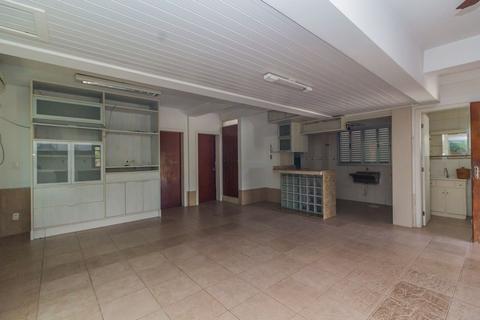 Image 43 - 310657