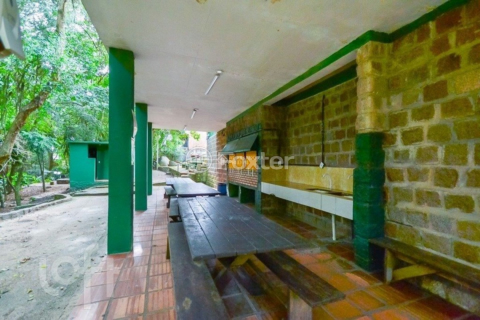 Image 42 - 310725