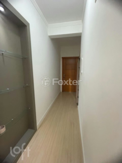 Image 10 - 310823