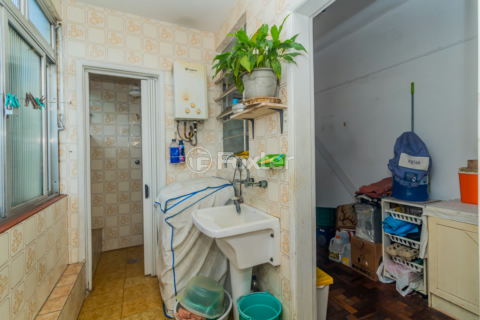 Image 19 - 311892