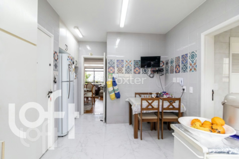 Image 7 - 312360