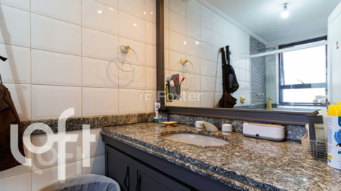 Image 32 - 313650