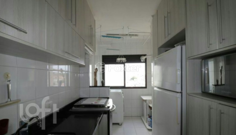 Image 17 - 313942