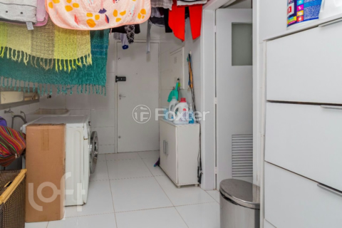 Image 37 - 314022