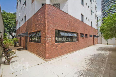 Image 27 - 317299