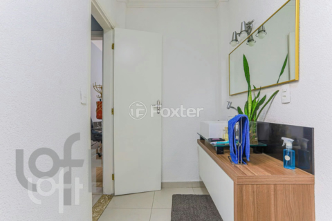 Image 33 - 318334
