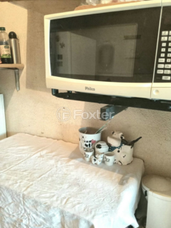 Image 8 - 318833