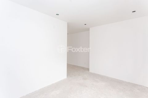 Image 22 - 318925
