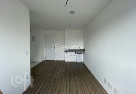 Image 2 - 319500