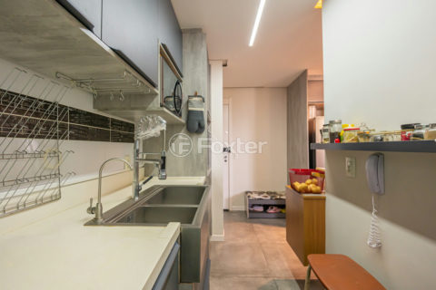 Image 20 - 319842