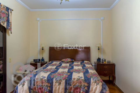 Image 37 - 320203