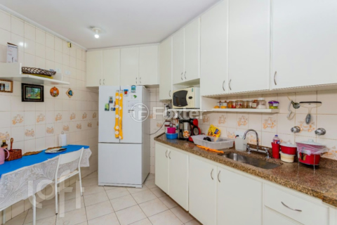 Image 38 - 320284