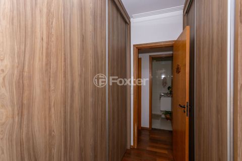 Image 25 - 320474