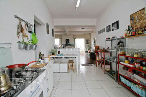 Image 19 - 320658