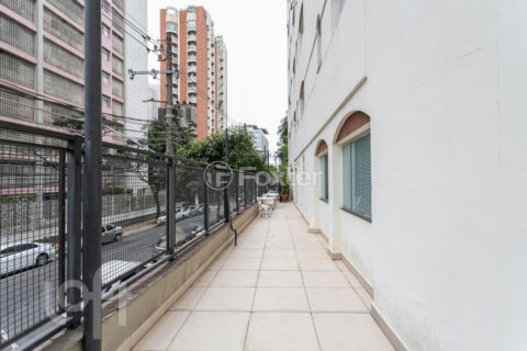 Image 21 - 321155