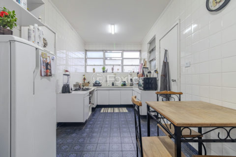 Image 19 - 321819