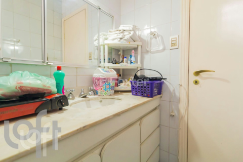 Image 31 - 322329