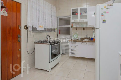 Image 9 - 323146
