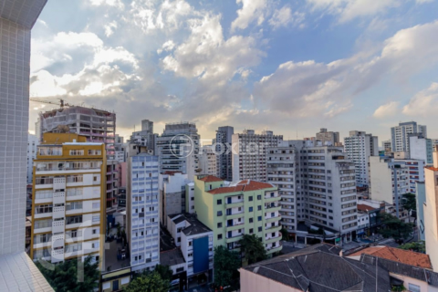 Image 5 - 323297