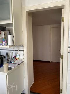 Image 27 - 323354