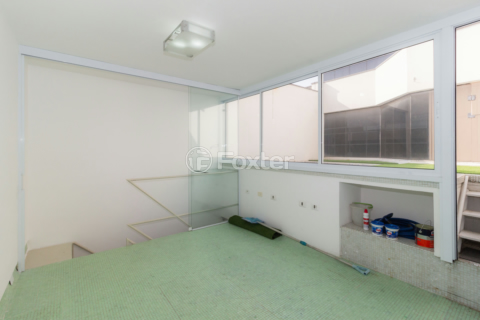 Image 31 - 323667