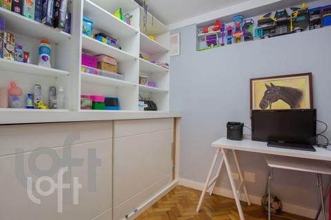 Image 3 - 323866