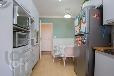 Image 11 - 323866