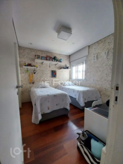 Image 37 - 324322