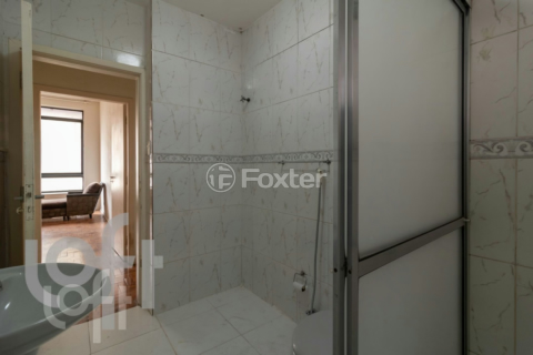 Image 31 - 325118