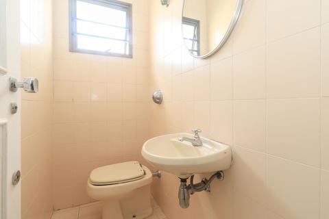 Image 38 - 325185