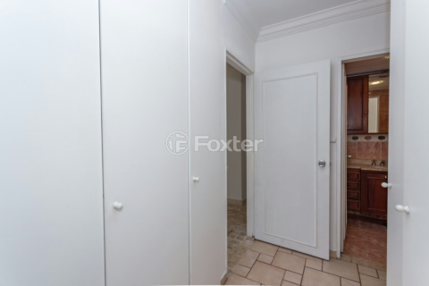 Image 26 - 326214