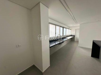 Image 52 - 326214
