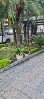 Image 15 - 326310
