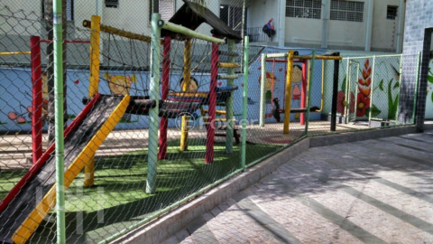 Image 7 - 327071