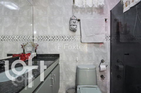 Image 42 - 327485