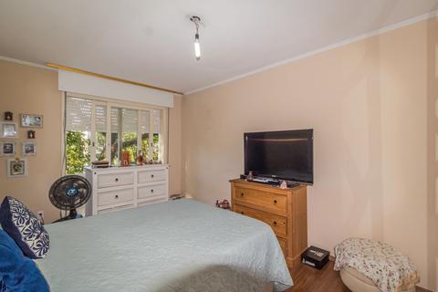 Image 12 - 327625