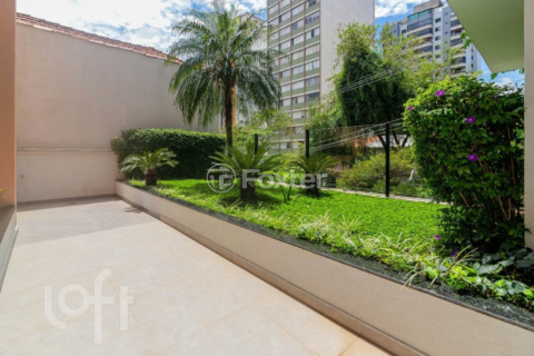 Image 64 - 327767