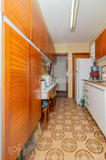 Image 37 - 327767