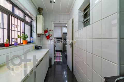 Image 21 - 327914
