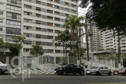 Image 29 - 328081