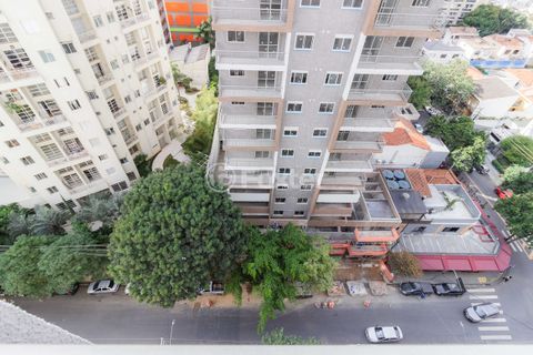 Image 12 - 328095